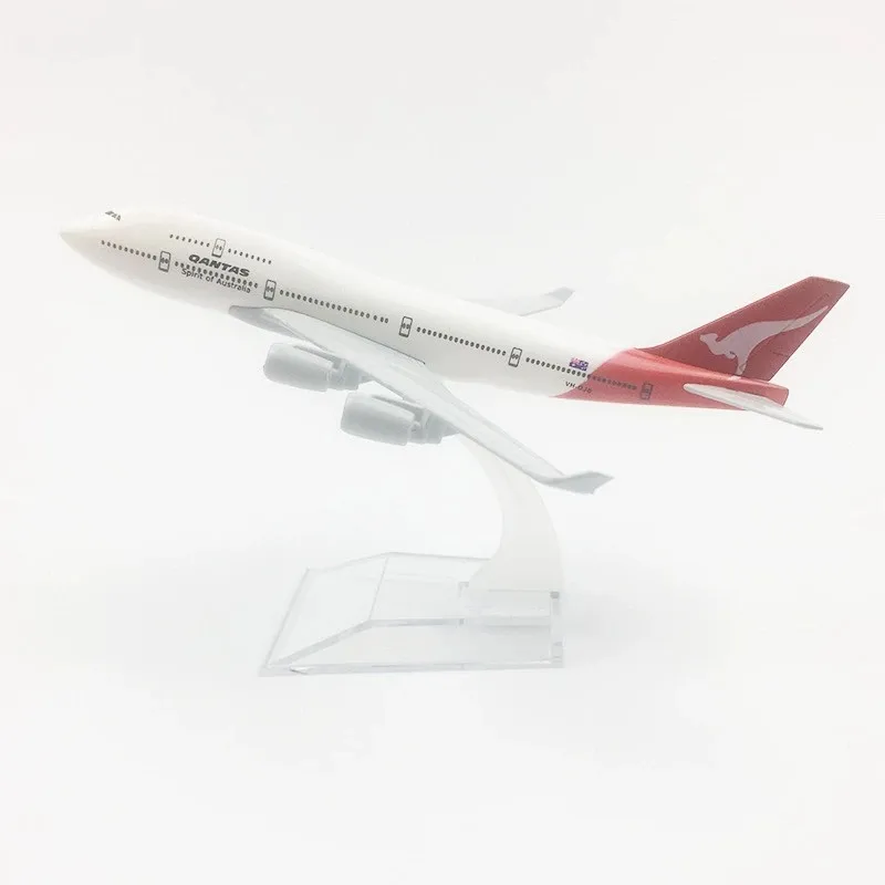 

Металлический самолет в масштабе 1/400, 16 см B747 Qantas Airways, модель самолета, игрушка, детский дисплей, литая под давлением, памятная коллекция, подарок