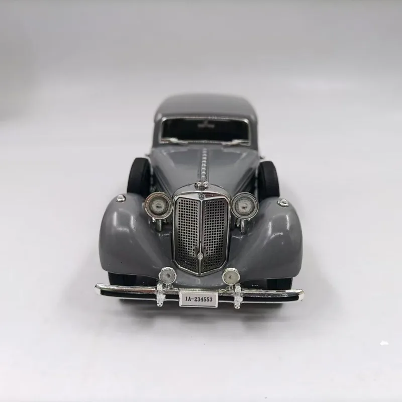 1:43 Simulated Alloy Static Classic Car Model,Collectible Finished Product,Ornament,Brand New with Packaging,Men's Birthday Gift