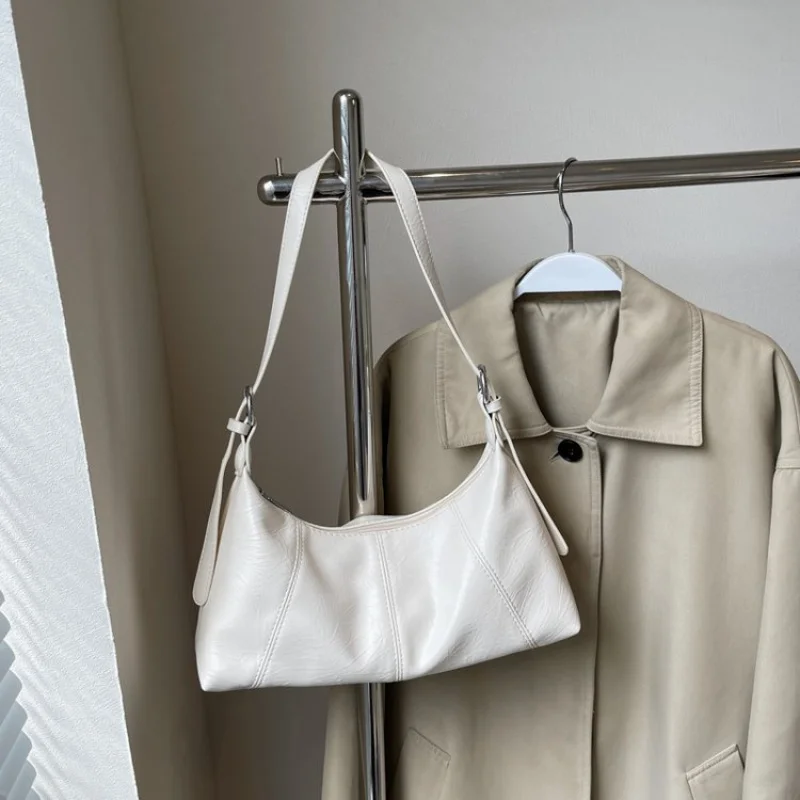

Elegant Messenger Bag For Ladies By Famous Designer Leather Crafted Classic Design With Security Features