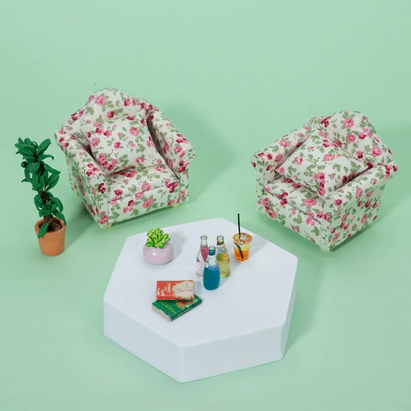 إكسسوارات بيت الدمى أثاث صغير على شكل زهرة أريكة مزدوجة لدمية بمقياس 1/12 ( # 2)