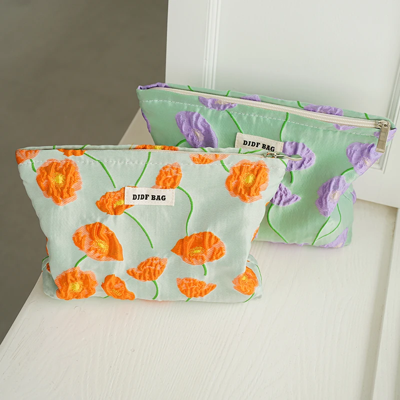 Women's Makeup Bag Yellow Flowers Large Capacity Canvas Bula Chain Design Cosmetic Storage Bag Portable Toiletry Bag Clutch Bag