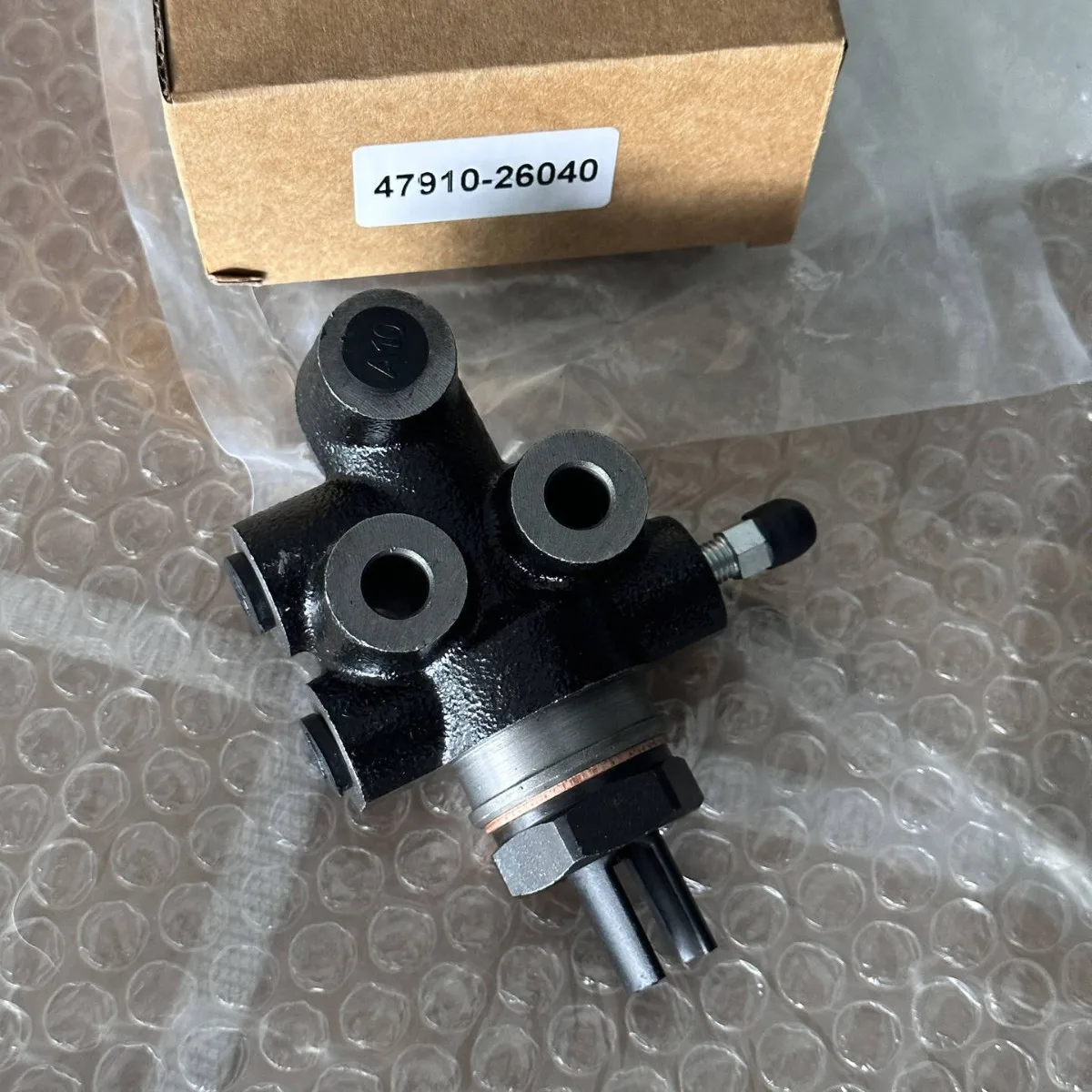 Load Sensing Proportioning Valve OE 47910‑26040, Brake Distribution Valve, Fit for Hilux