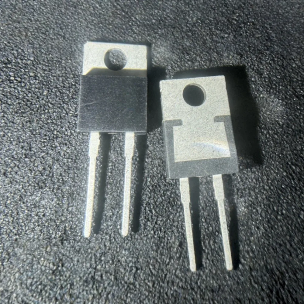 1-100PCS MUR1520G U1520 LM317M LM317 HP4067 CD74HC4067SM96 CD74HC4067SM 6R199P IPA60R199CP