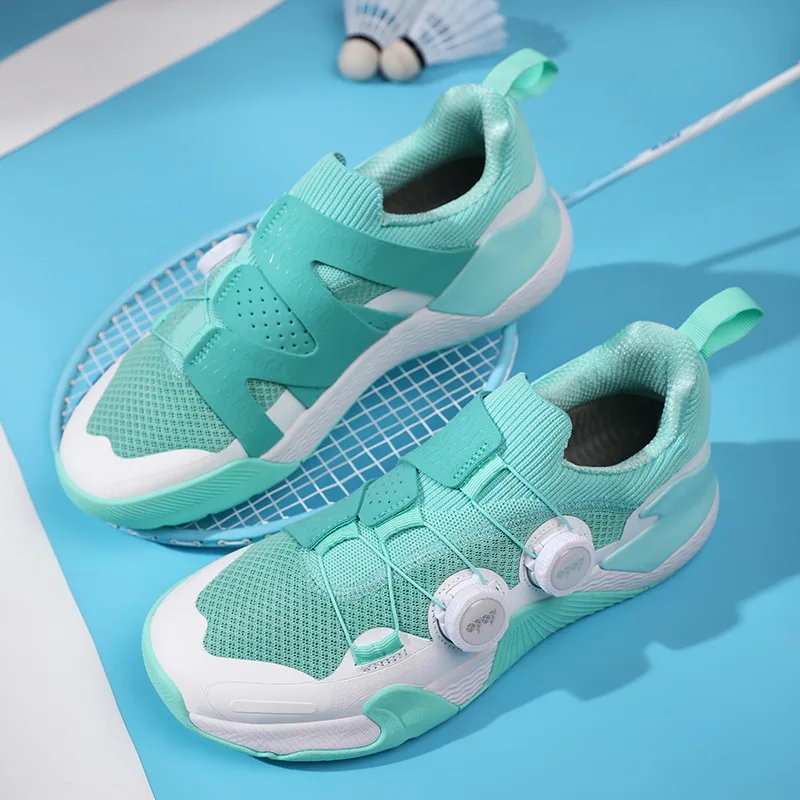 2025 New men's badminton shoes Breathable mesh badminton sneakers Comfortable outdoor sneakers women's non-slip badminton shoes