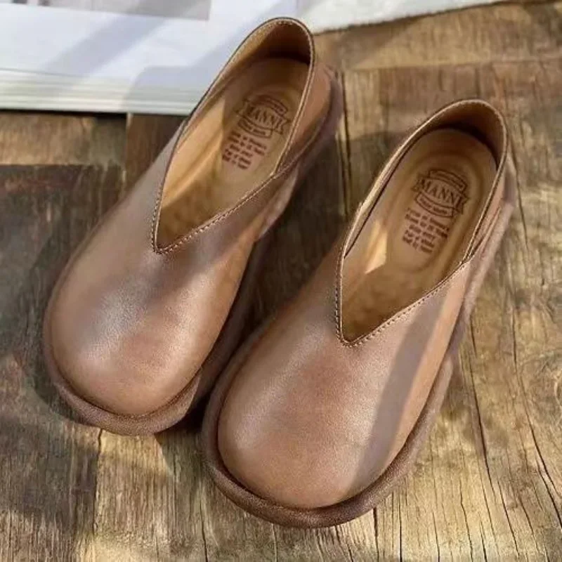 Mocassini in pelle di lusso casual punta tonda piatta calzature da donna marrone appartamenti scarpe da donna all'ingrosso Y2k con vintage sociale