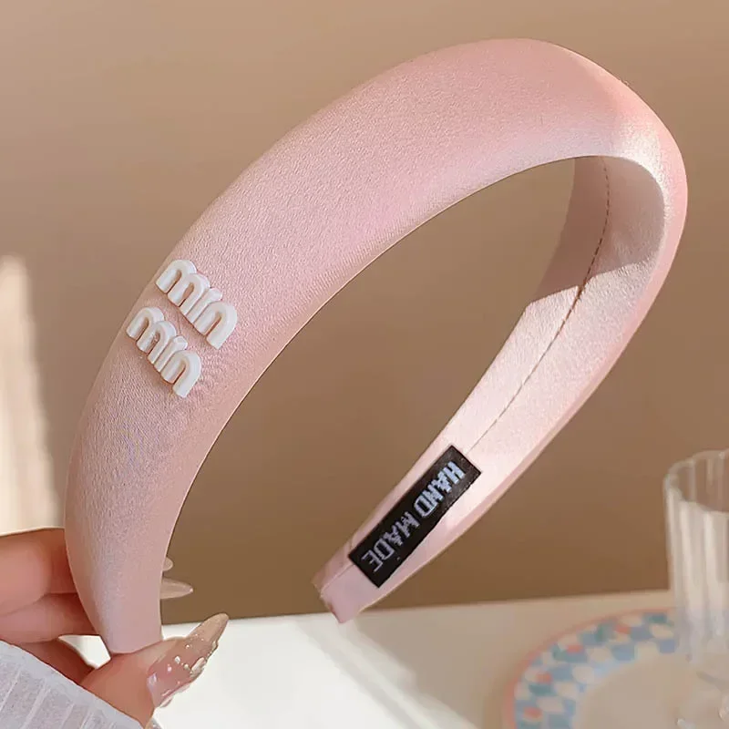 2025 Simple สีชมพูและสีขาวผู้หญิงอเนกประสงค์ความดัน Hairband สูงด้านบนกว้างขอบฟองน้ําผมคลิป Face แสดงขนาดเล็กคลิปผม