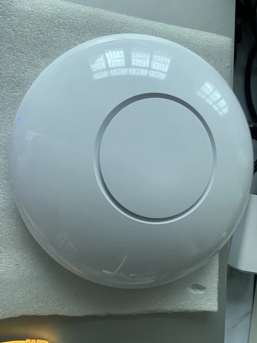 Used UAP-AC-PRO/UAP-AC-LR/UAP-AC-LITE Ceiling WiFi Access Point, Dual Band Gigabit Wireless AP for Indoor Office Hotel Network