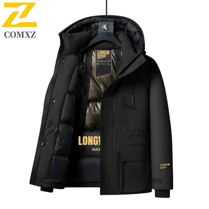 เสื้อแจ็คเก็ตบุผ้าฝ้ายหนานุ่มสำหรับผู้ชาย COMXZ รุ่นพรีเมียม คอตั้ง สไตล์ธุรกิจ เหมาะสำหรับการเดินทาง แจ็คเก็ตพัฟเฟอร์แบบมินิมอล เสื้อแจ็คเก็ตแบบดาวน์