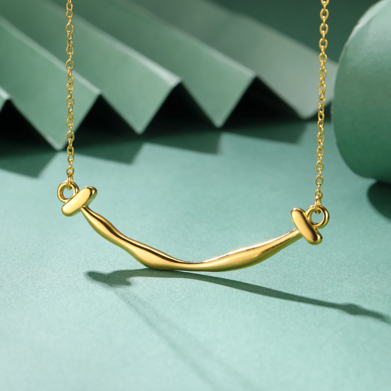 Lächelnde Anhänger Halskette Großhandel Edelstahl Gold Farbe elegante modische Kette Halsketten für Frauen Mädchen trend igen Schmuck – Detail 6