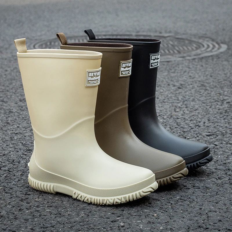 

Новинка 2025, женские резиновые сапоги до середины икры, модные водонепроницаемые нескользящие уличные походные ботинки Thi Bot PVC oes
