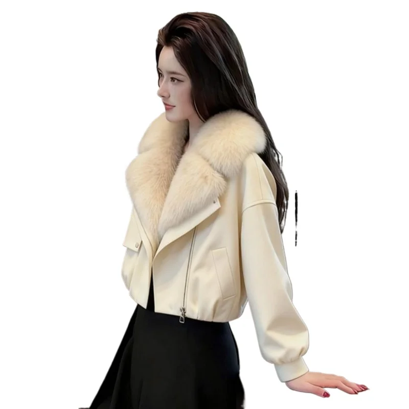 2026 Winter New Foreign Style Niche Fur Collar Short Beige Cotton Clothes Women's Loose Versatile and Thin Coat Temperament Tops