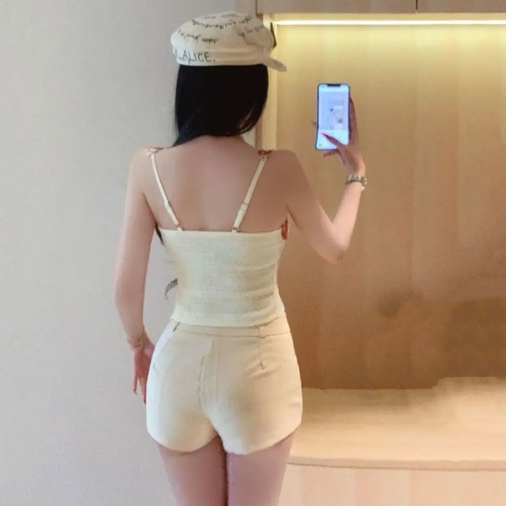 

Fashion Spicy Girl Style Flower Camisole Sleeveless Sweet Embroidery Short Vest Slim Fit Y2K Flower Crop Top Summer