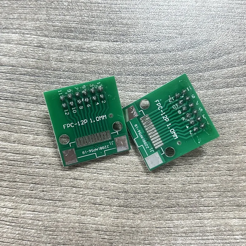 FPC 12PIN adapter board FFC to 2.54 straight insertion has been soldered with a spacing of 0.5 on the screen test board