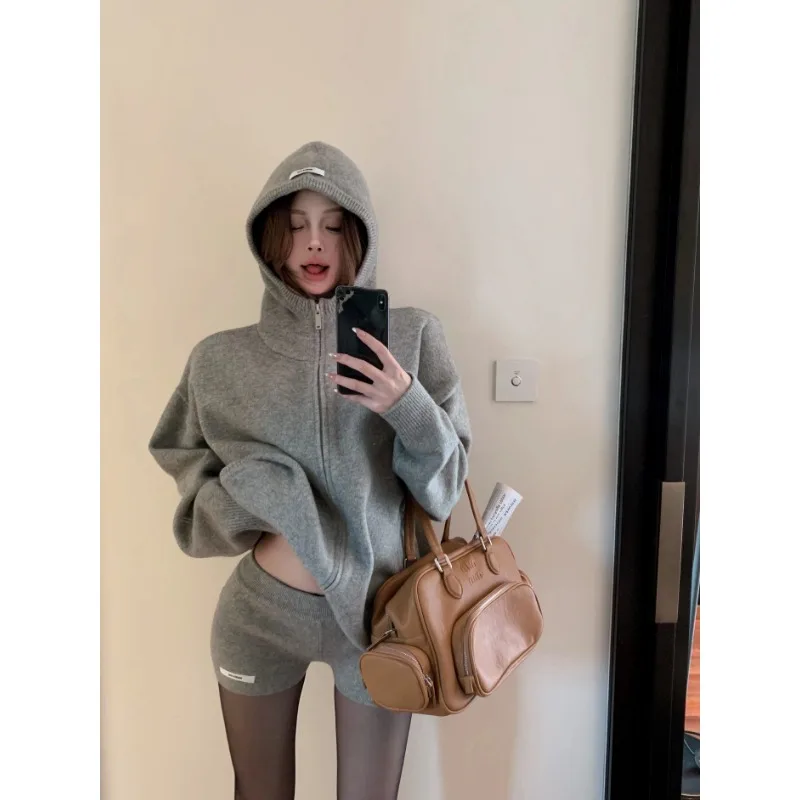 Casual Lazy Set Long sleeve Hood Gray Outerwear Women Autumn 2024 New High Waist Slimming Shorts Two-piece Set