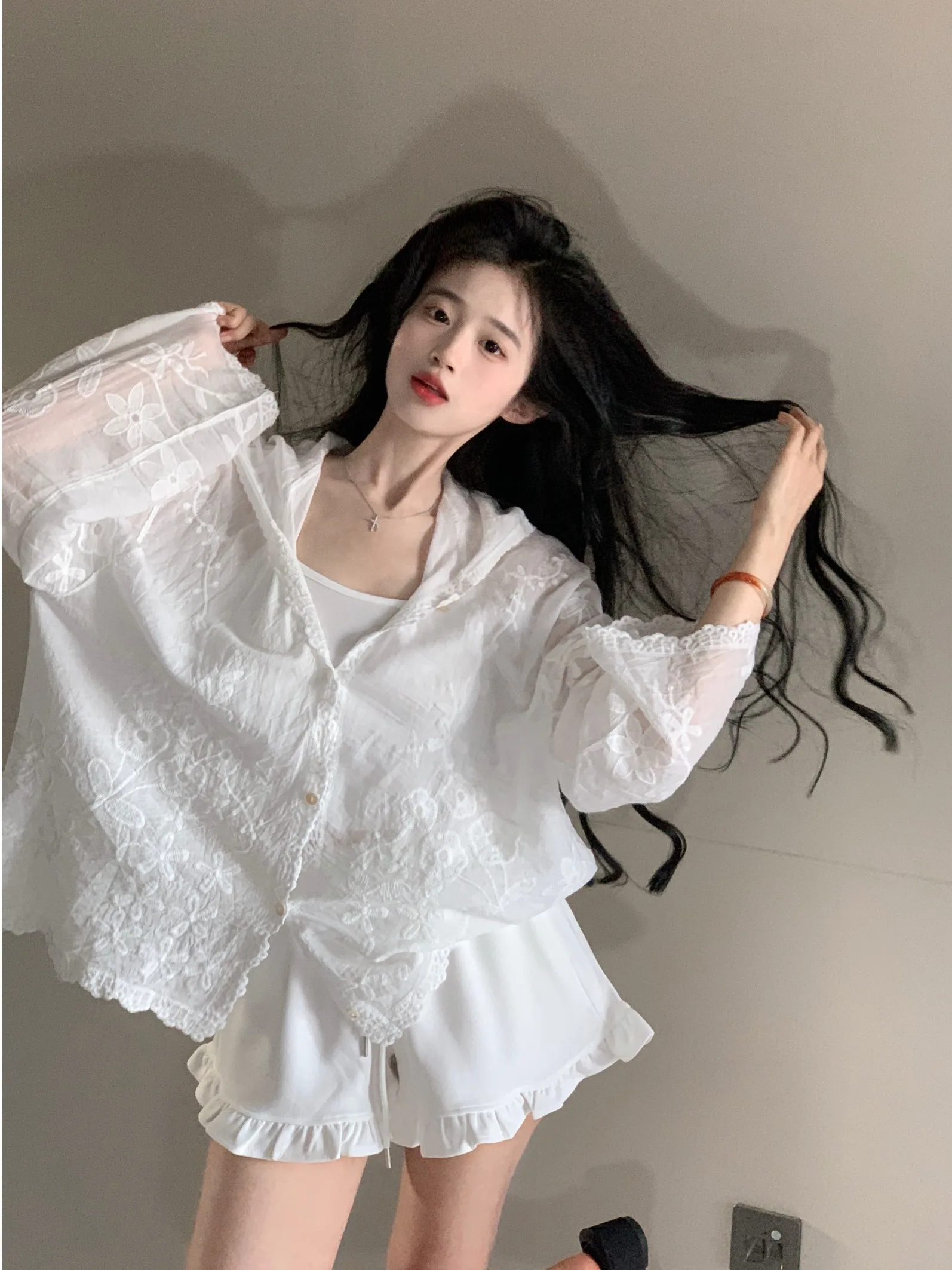 

Heavy Embroidery Loose Fit Lightweight Summer irt for Women with Hood Long Sve Korean Sle Thin Sun Protection Cardigan