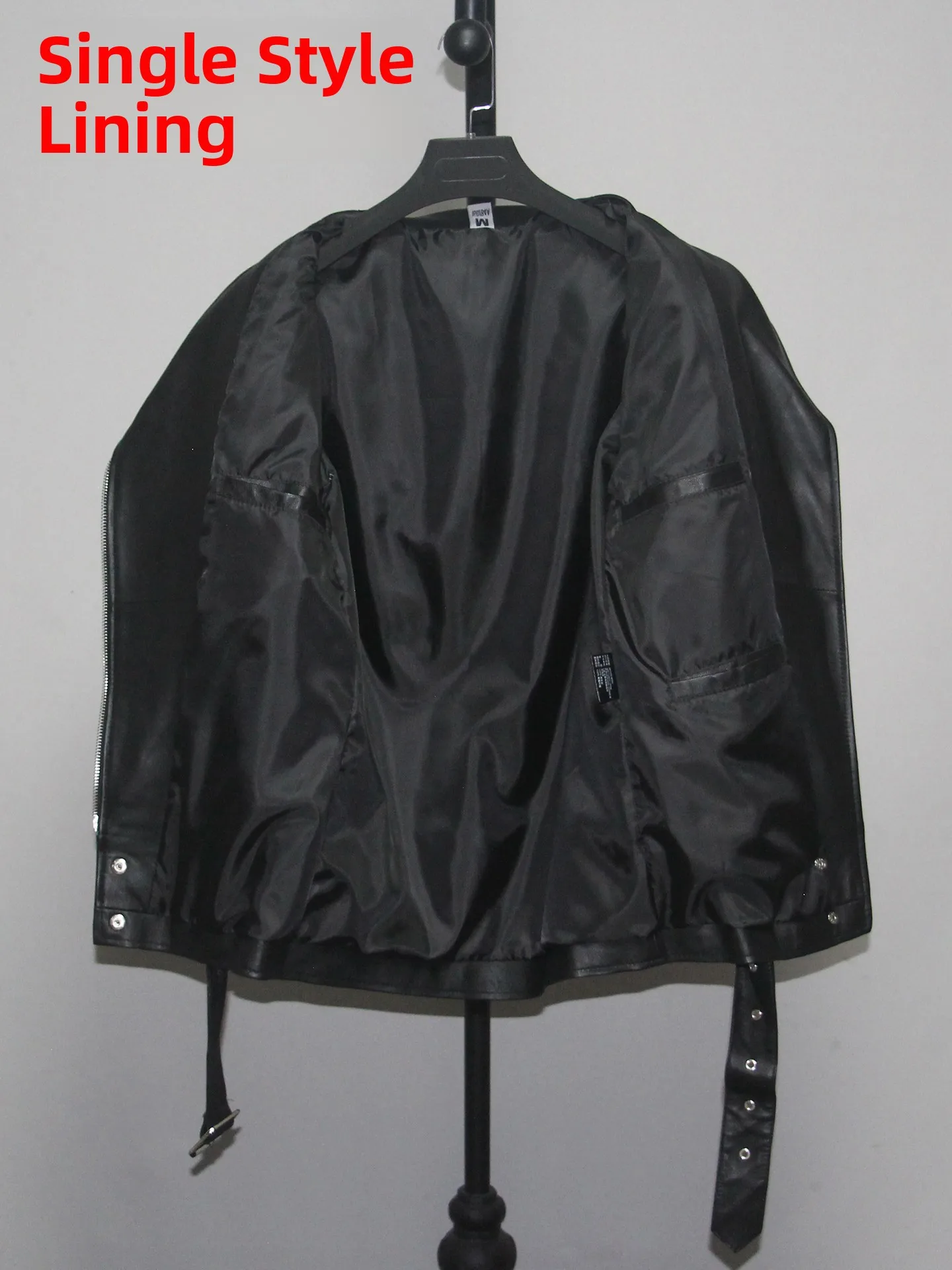 Nova Jaqueta Feminina de Couro Sintético 2025 com Design de Ombro Solto, Cinto de Cintura Fino e À Prova de Vento para o Dia a Dia