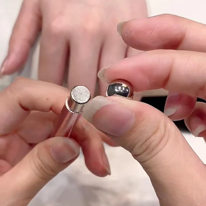 1Pc Double-Head Nail Magnetic Stick Super-Strong Cat Eye's Magnetic Nail Pen With Detachable Round Ball Nail Cat Eye Effect Tool