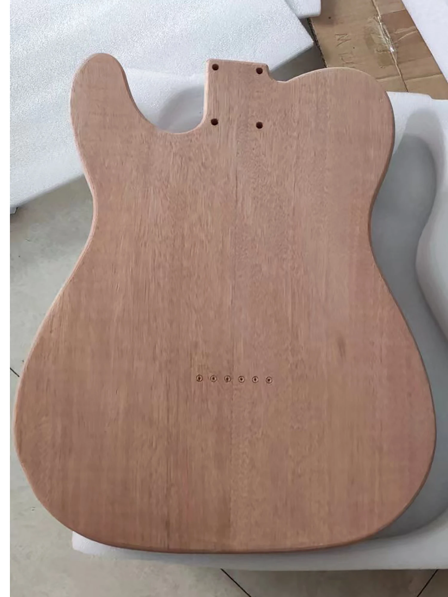 Electric Guitar Body Unfinished, Semi-finished Mahogany Guitar Barrel, essencial Color, Real Photos, 2-1 Piece