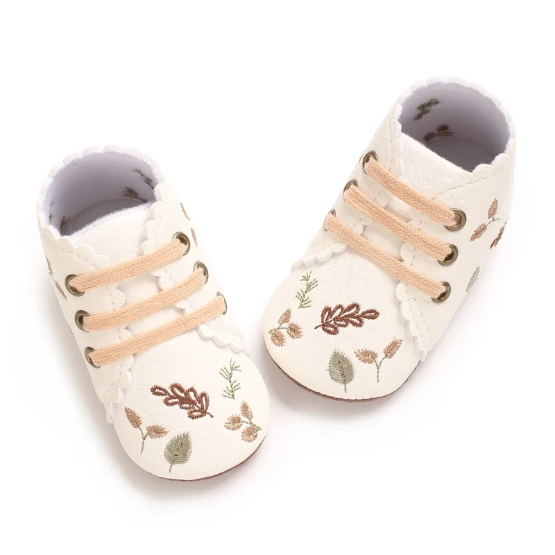 Embroidered Baby Shoes 0-18M Infant Pre-Walker Shoes Girls Cloth Sole Breathable Spring Casual Footwear