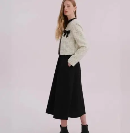 

2025 Autumn New Women's Elegant and Fashionable Black Long Skirt with Small Fragrant Style Coat