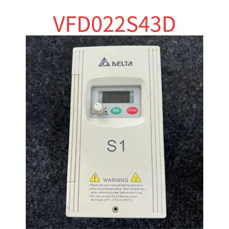 

Second-hand Inverter VFD022S43D 2.2KW 380V Test OK