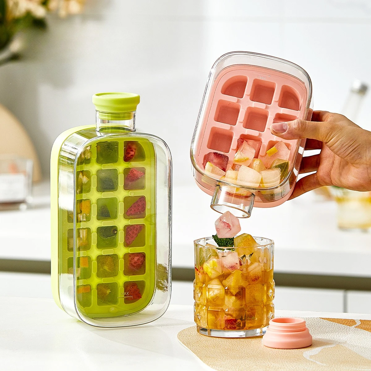 

2in1 Ice Tray Water Bottle Portable Silicone Summer Ice Cube Tray With Straw Pressing Mould Ice DrinkBottle Outdoor Beverage Cup