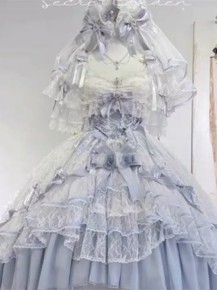 

Elegant fashionable and stylish banquets theme dress