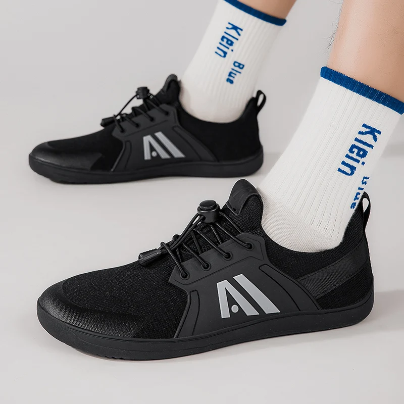 

2025New Comfortable Casual Men's Barefoot Shoes Wide Sole Indoor Weightlifting Training Shoes39-47High-quality Men's Sports Shoe
