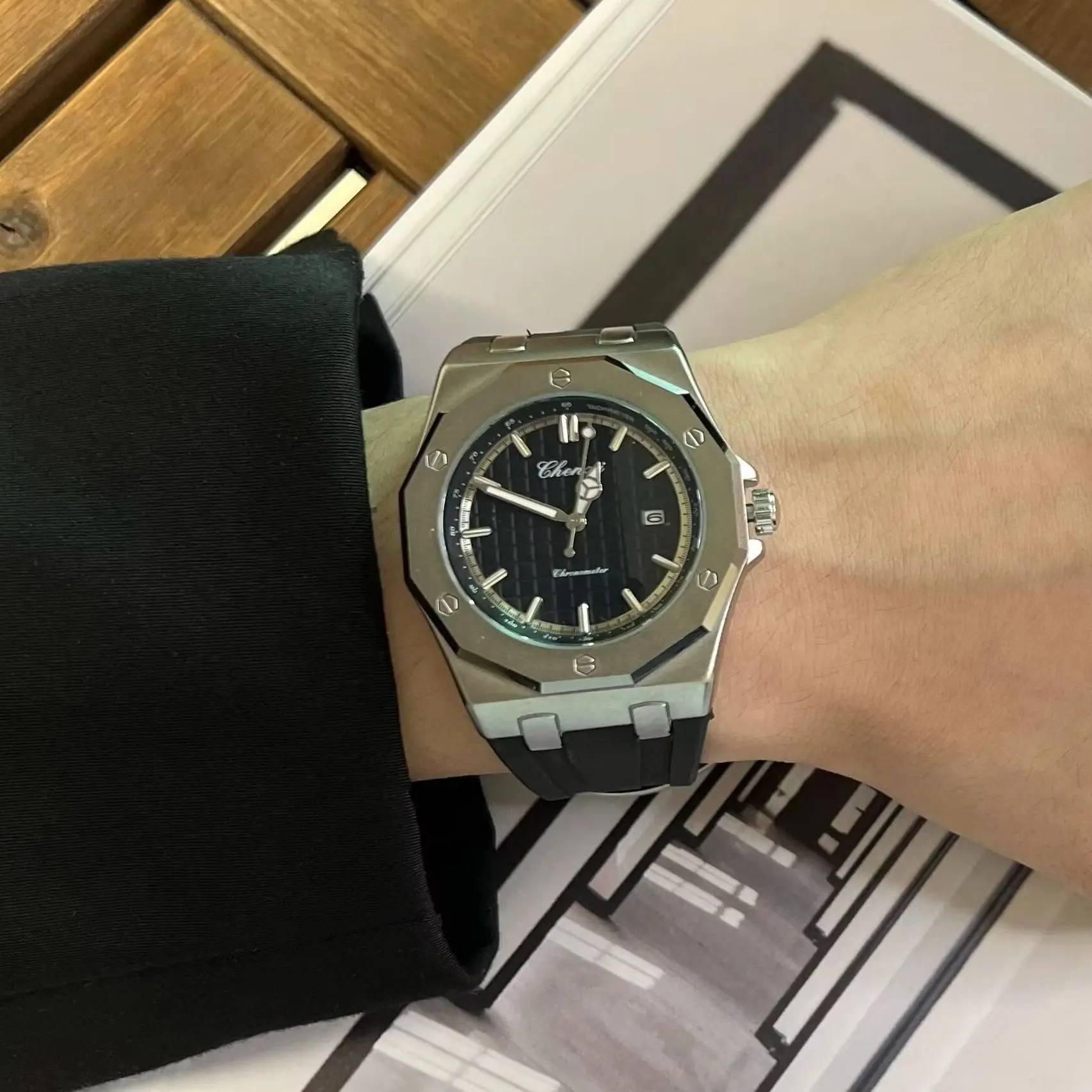 

CHENXI модные мужские часы с силиконовым ремешком для отдыха, водонепроницаемые кварцевые часы со светящимся календарем и круглым циферблатом для мужчин, студентов