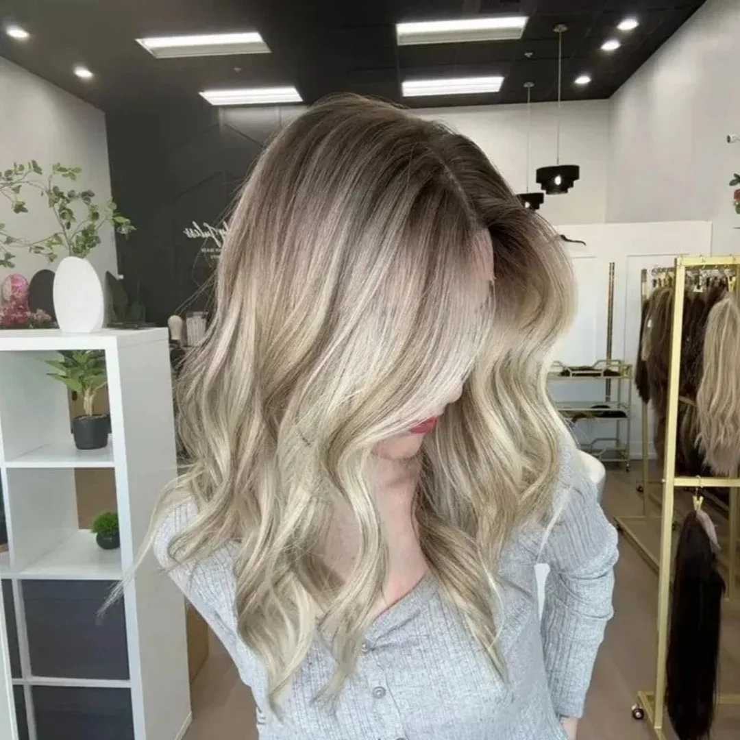 

Женские парики Ombre Balayage Пепельный платиновый блондинный парик Выделите объемную волну Синтетический парик фронта шнурка Парик естественного вида Ежедневные подарки