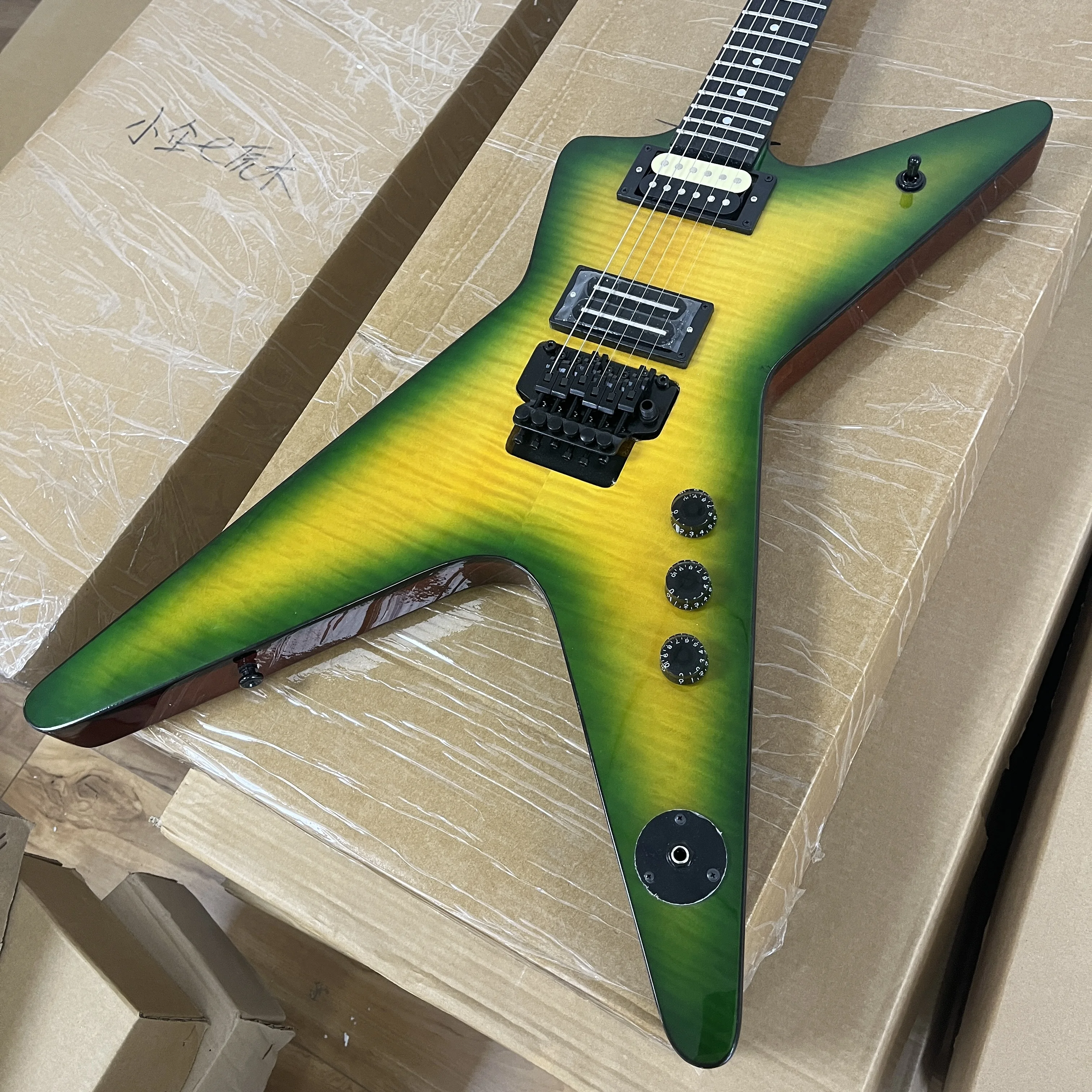 

Электрогитара Dimebag Washburn с тремоло Floyd Rose и верхней декой из огненного клена – тематический подарок, бесплатная доставка по США