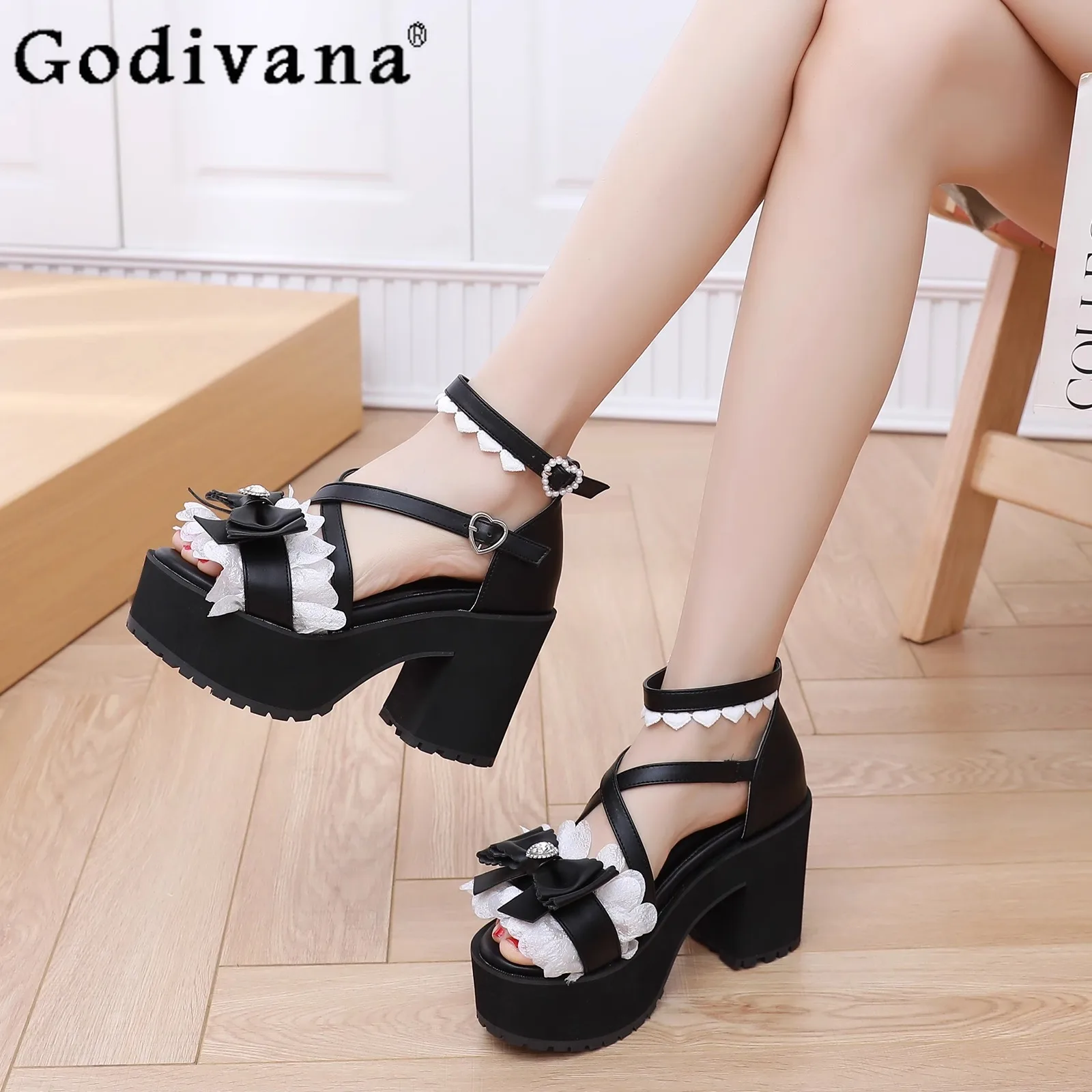 

2025 new Japanese original lolita sweet girl open-toed sandals lace bow thick heel waterproof table mining sandals