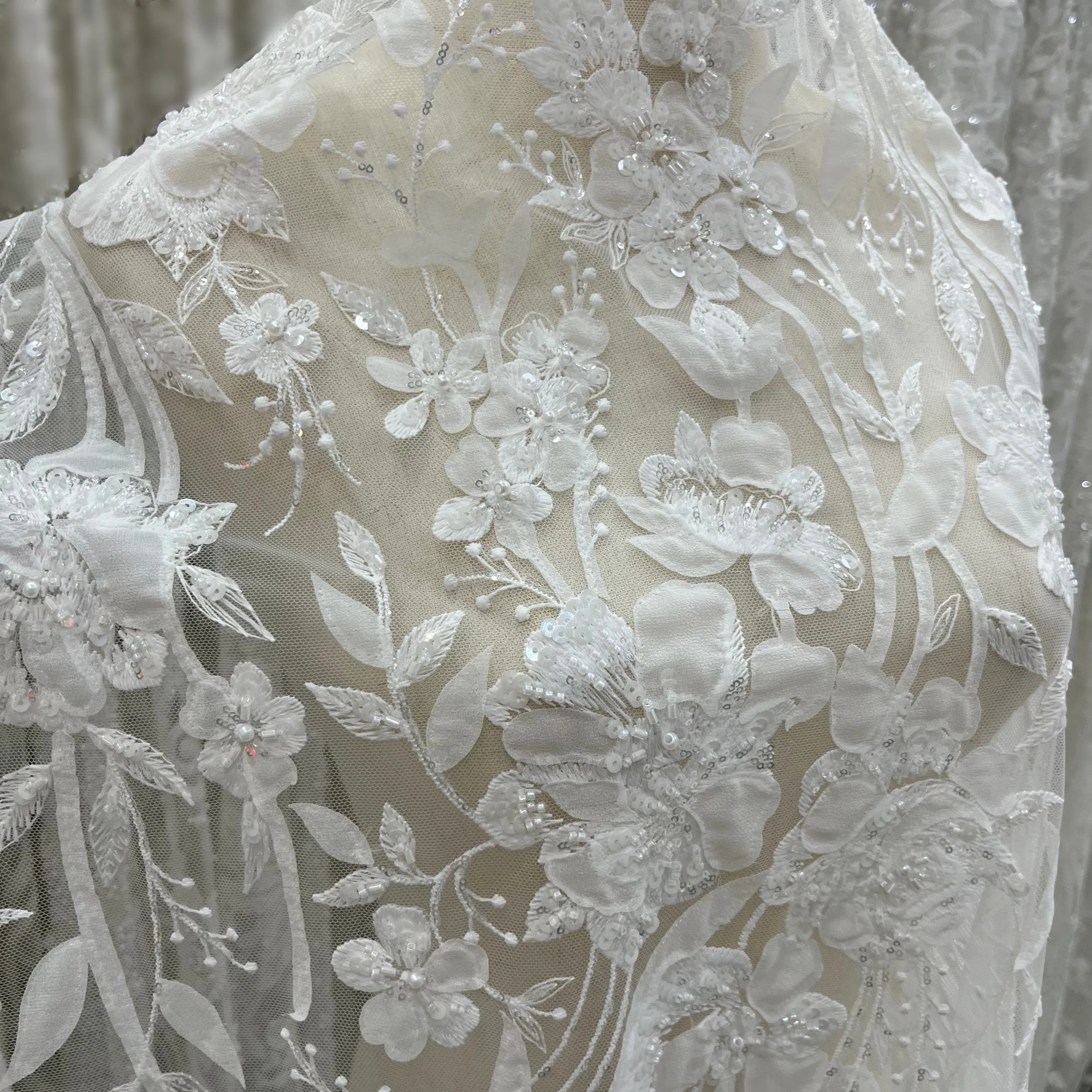 New handcrafted 3D exquisite lace embroidery, suitable for high-end wedding dress fabric design