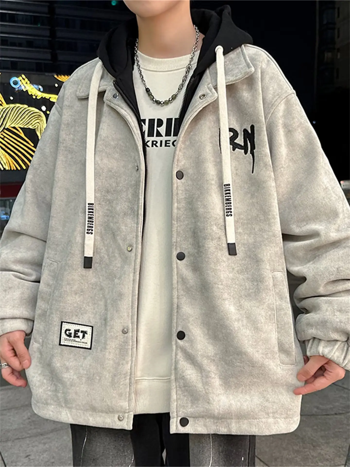 الشباب الربيع والخريف الطالب الموسمي 2025 نمط جديد وهمية قطعتين سترة الرجال مقنعين واحدة الصدر الملابس العصرية سترة #3