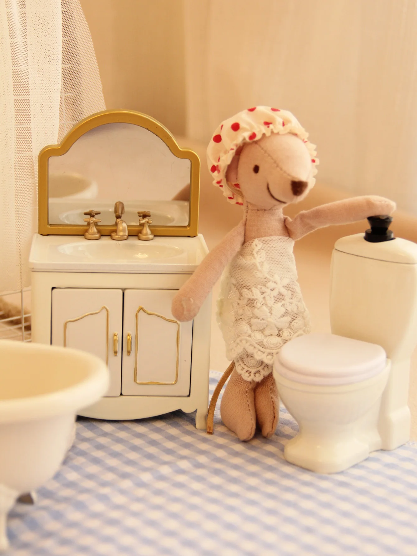 Miniatur-Simulationsspielzeug: 1:12 Maßstab Eisenbadewanne, Waschbecken, Toilette – Ideal für Puppenhaus-Badezimmerdekorationen – Detail 4