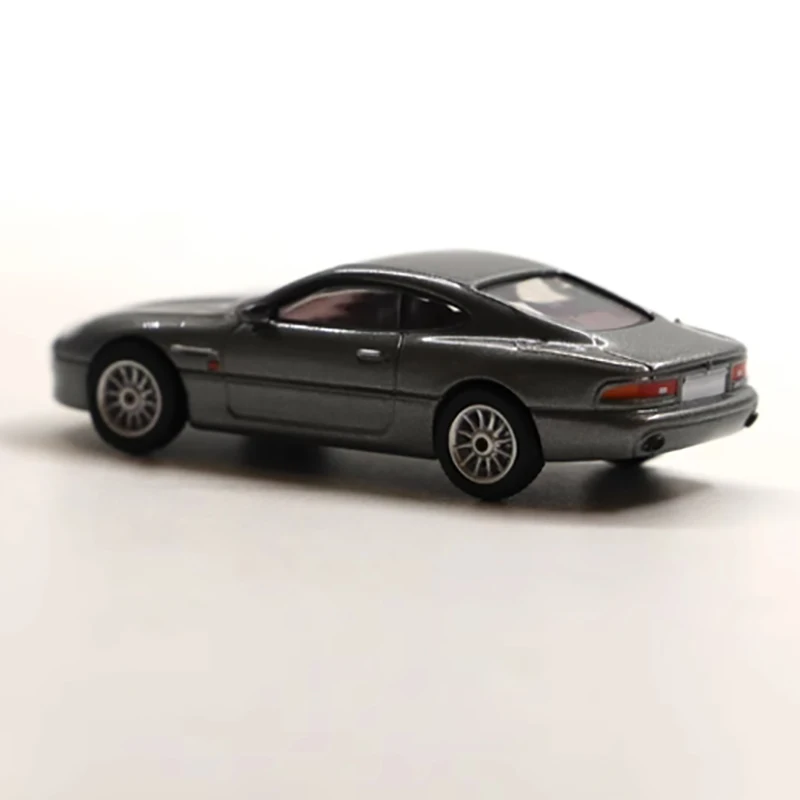 1:87 Skala DB7 Coupe Plastikowy Retro Model Samochodu Sportowego Gotowy Produkt Symulacja Kolekcja Zabawek Prezent Statyczny Model