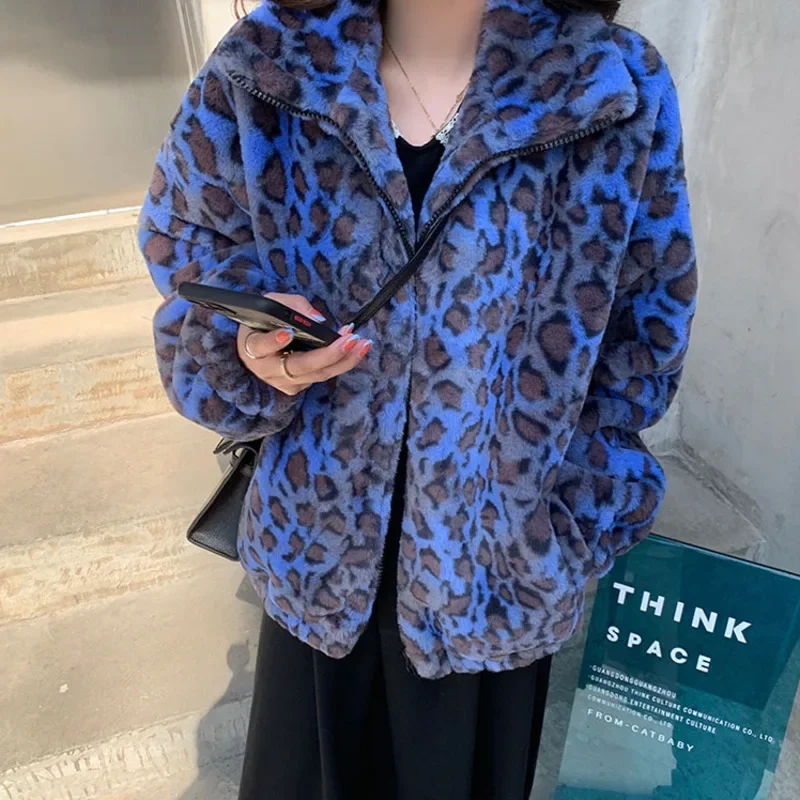 2024 Winter neue koreanische Ausgabe lose warme Lamm wolle Damen Kurz mantel Damen Leopard Leder Plüsch Freizeit mantel a548