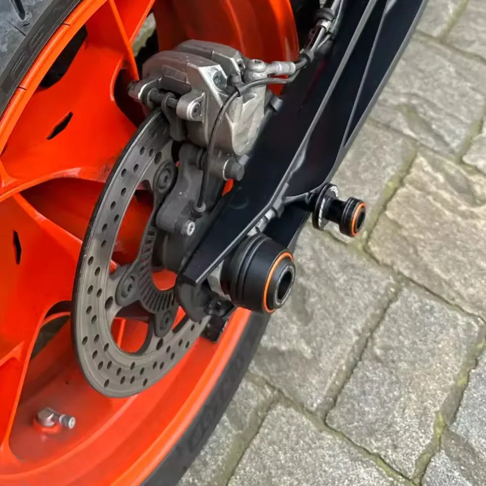 Für KTM 790 890 990 DUKE 690 390 DUKE SMC R Adventure ENDURO Duke790 Duke990 RC 990 2026 2025 Motorrad Radachsen-Gabelschoner – Detail 4