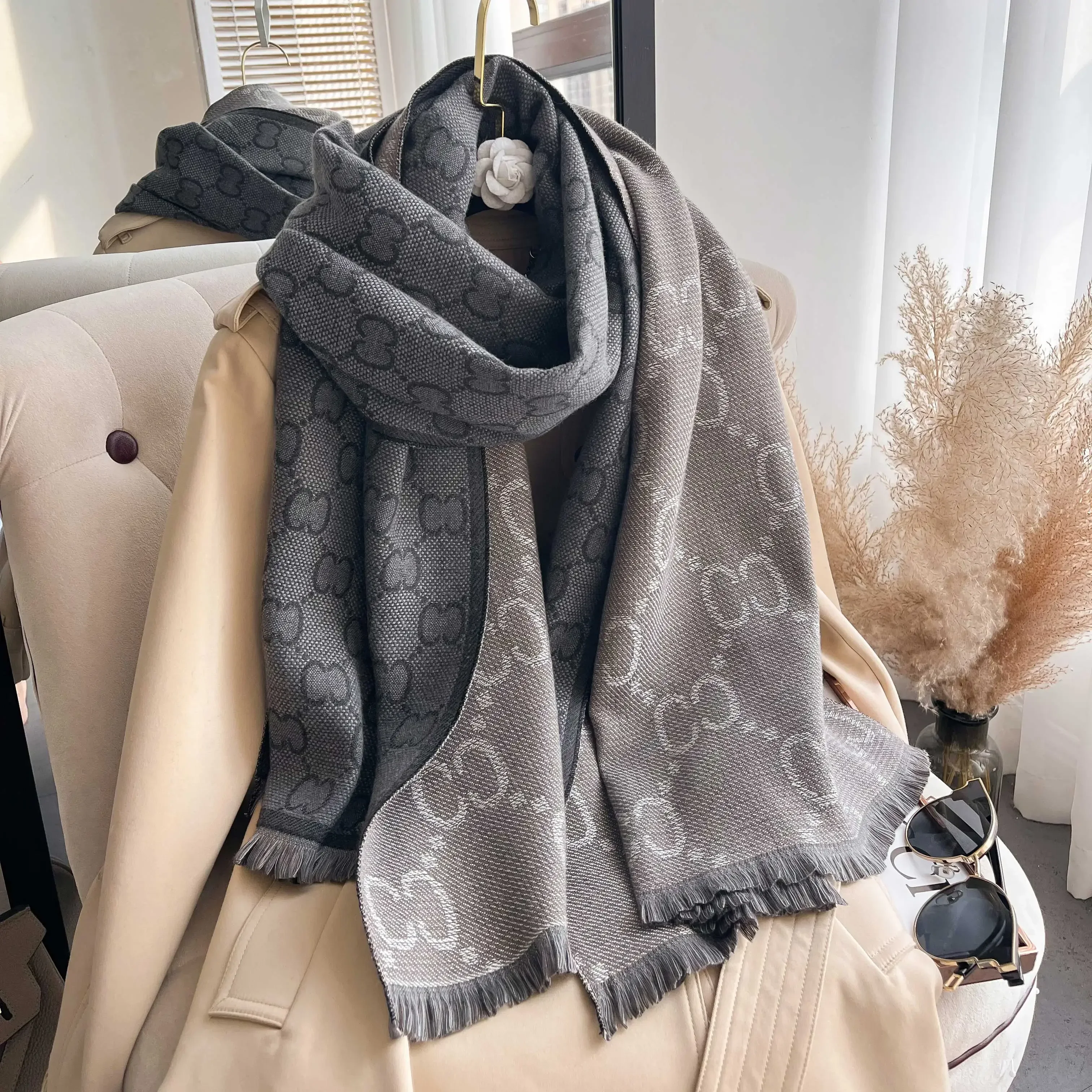 

New Winter Warm Cashmere Wraps Women Scarf Luxury Design Pashmina Thick Shawl Blanket Bufanda Foulard Travel Poncho Stoles