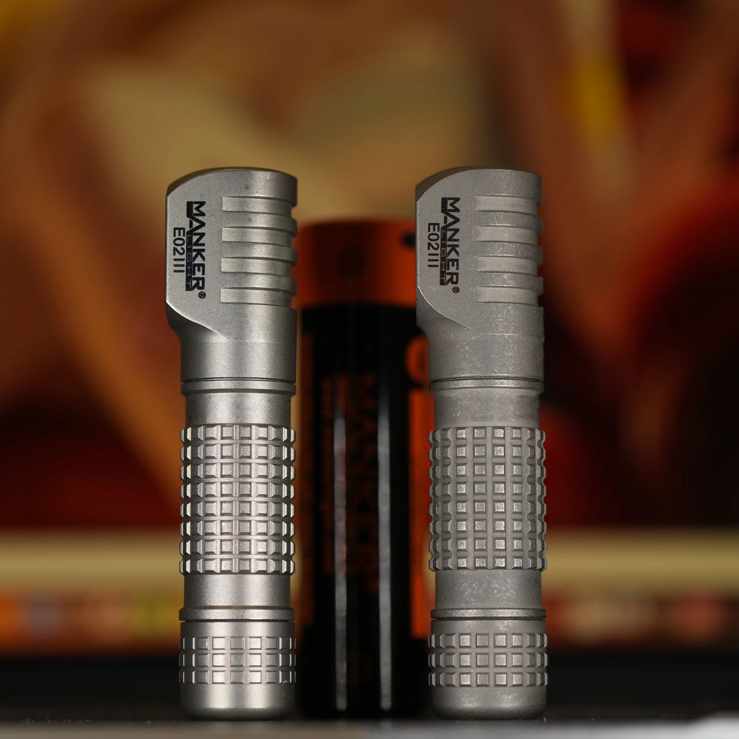 

Mankerlight E02 III Titanium Beadblasted / Stonewashed Pocket EDC Flashlight