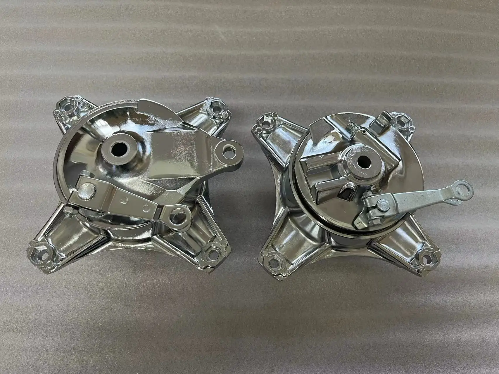 DAX CT70 chrome front and rear drum hub with side cover