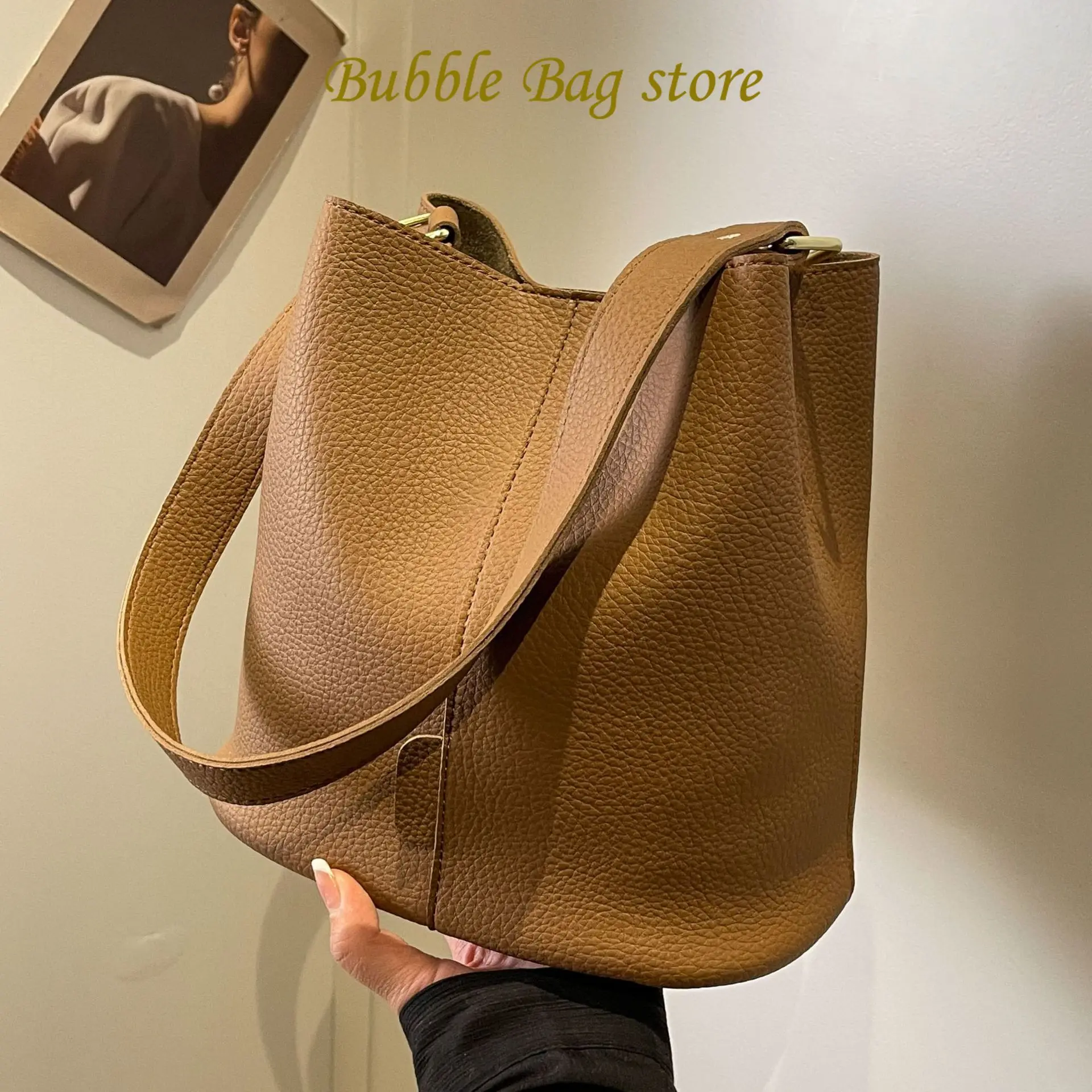 Litchi Pattern Bucket Bag Women's 2024 Spring Simple Casual Handbag Versatile Shoulder Crossbody Large Bag Mother Bag