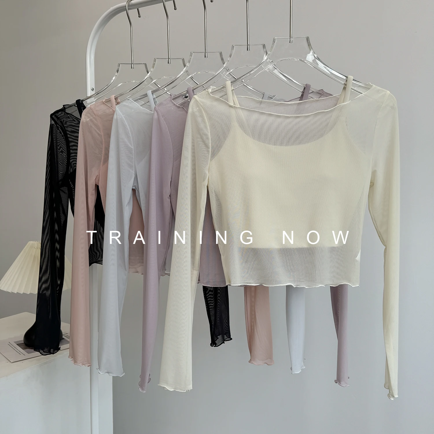 

Сексуальная сетчатая одежда для йоги для женщин, модные и красивые быстросохнущие топы для бега, спортивный бюстгальтер для фитнеса, настоящие