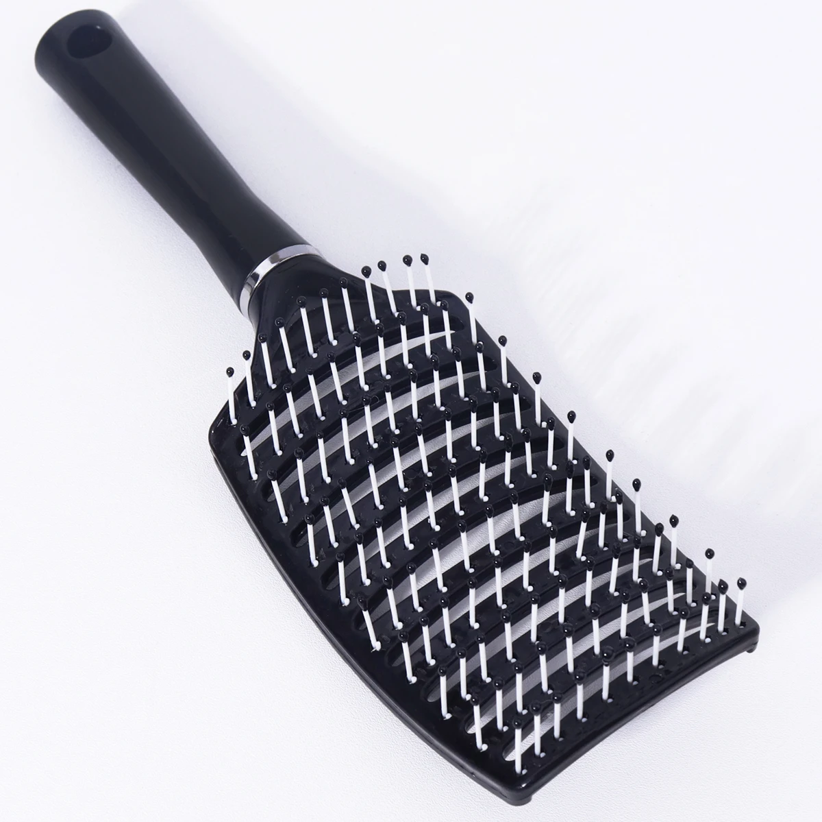 1pc Black Large Curved Nylon Hair Brush Design Ventilation Brush, Scalp Massage Comb, Special for Real Hair Wigs