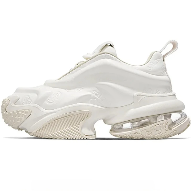 Casual Shoes Men's Trendy Fashion Brand Mecha Sports Shoes Buffer Cushion White Shoe Thick Soled Height Increasing Shoes Women