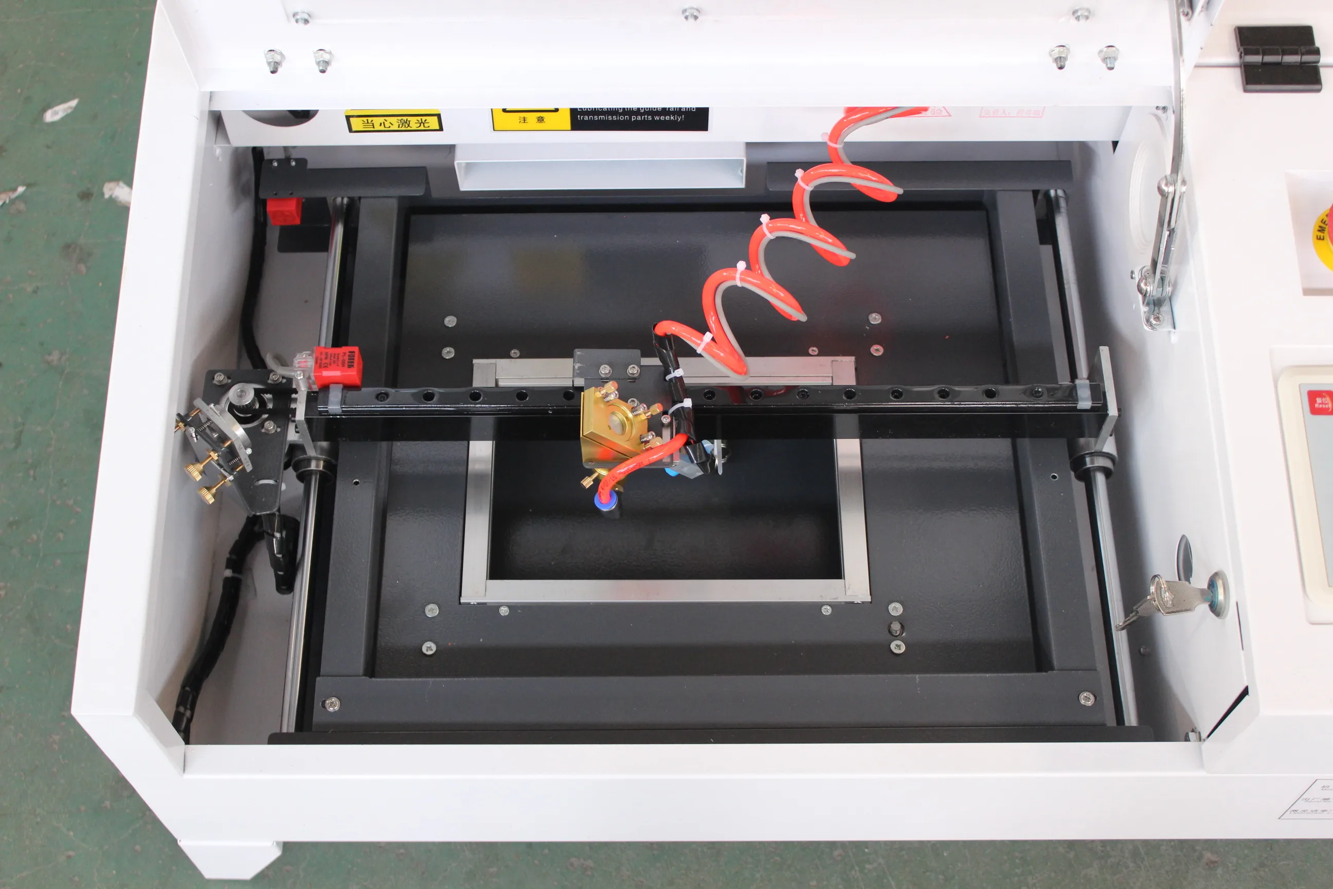 Desktop Laser Engraving Machine 3020 Ruida Laser Cutting Machine Portable Laser Cutter