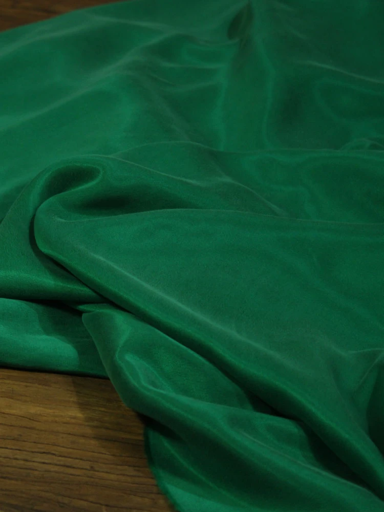 High-End Design Super Draping Silky Heavy Fabric Skirt Robe Pants Clothing Fabric Emerald Green