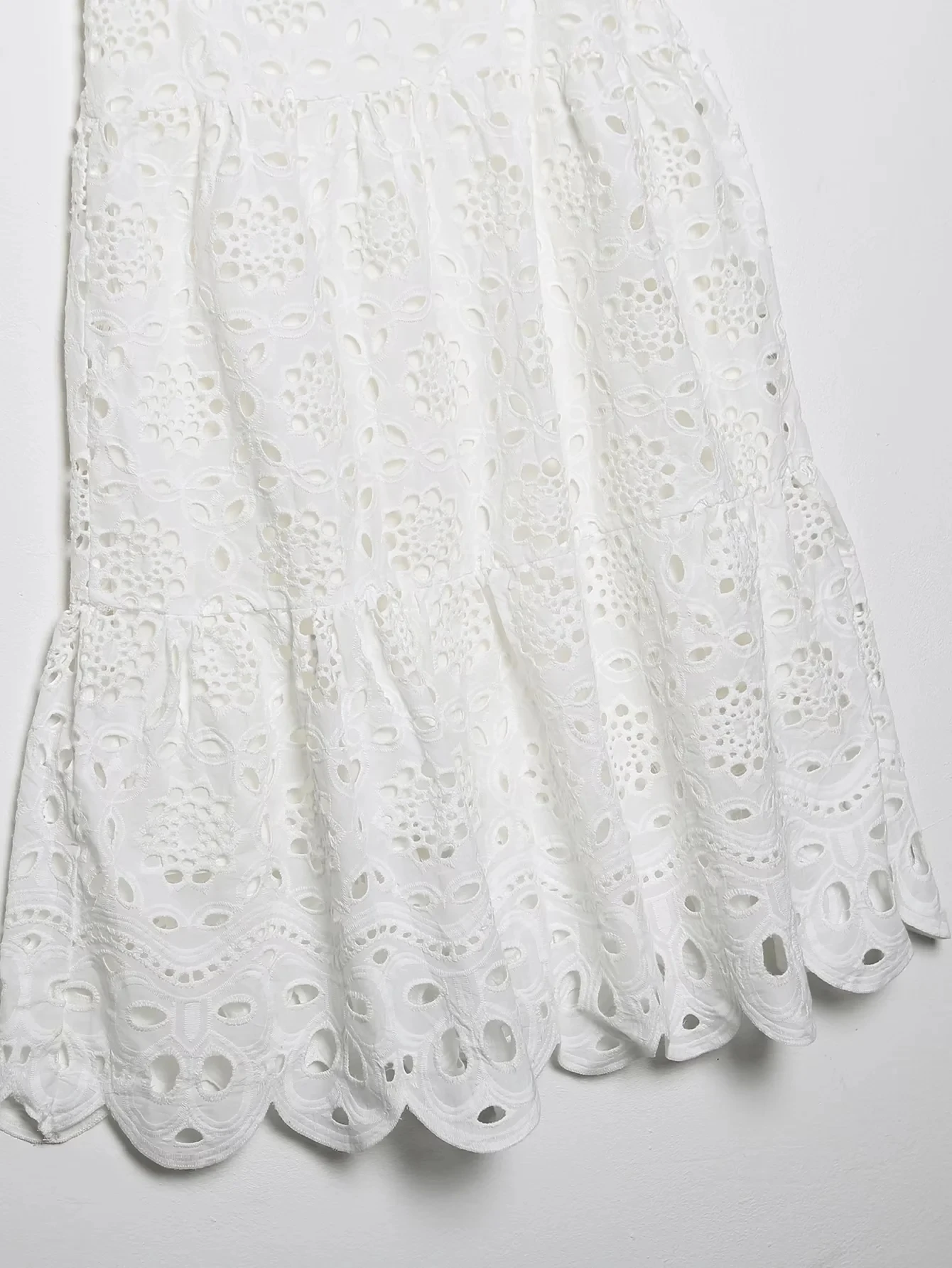 Vielseitiger, weiß bestickter, lässiger langer Rock für Damen, S420, mittellanger All-Match-F-Rock, Frühling 2024, Faion-Trend