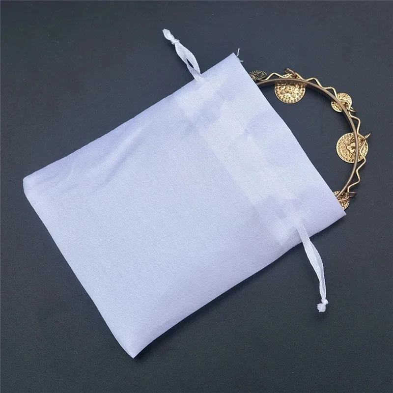 Nuovo 10 pz/lotto 16x20cm sacchetto di raso bianco sacchetti con coulisse caramelle/gioielli/collana/anelli/perline imballaggio sacchetti di stoffa