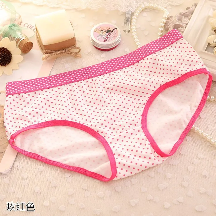 Hot Sell 1pc/Lot Women\'s Briefs Sexy Girl Panties Wholesale Ladies Cotton Underwear Girl Comfortable Breathable Solid A005